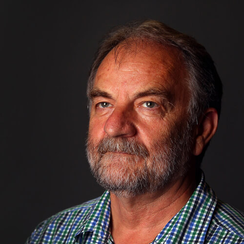 Graham Long AM